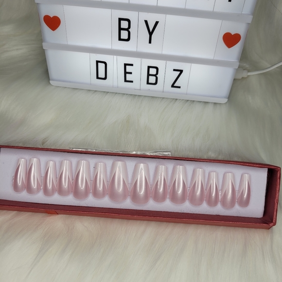 Nails - Picture 4 of 9